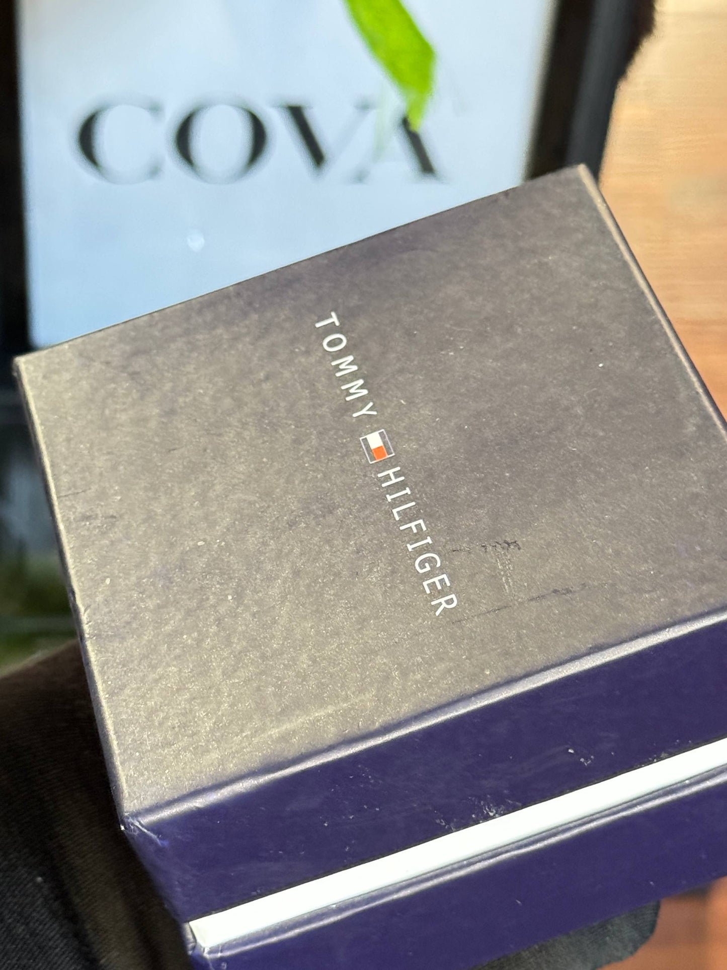 Tommy Hilfiger Watch For Men – Elegant Silver Dial Design