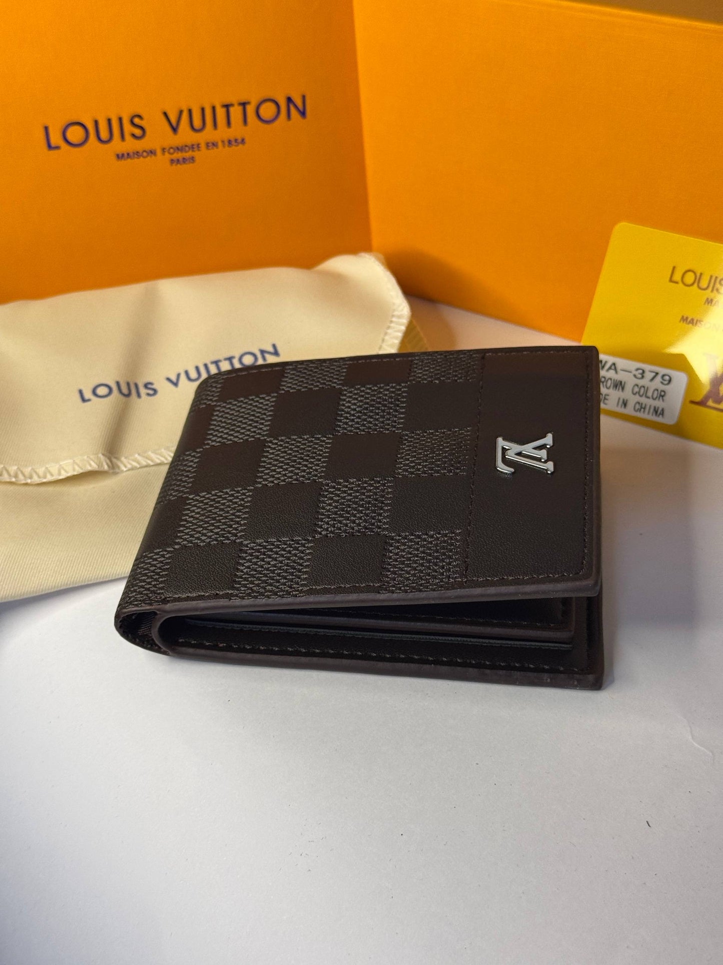 Louis Vuitton Damier Bifold Wallet for Men – Card Holder Wallet