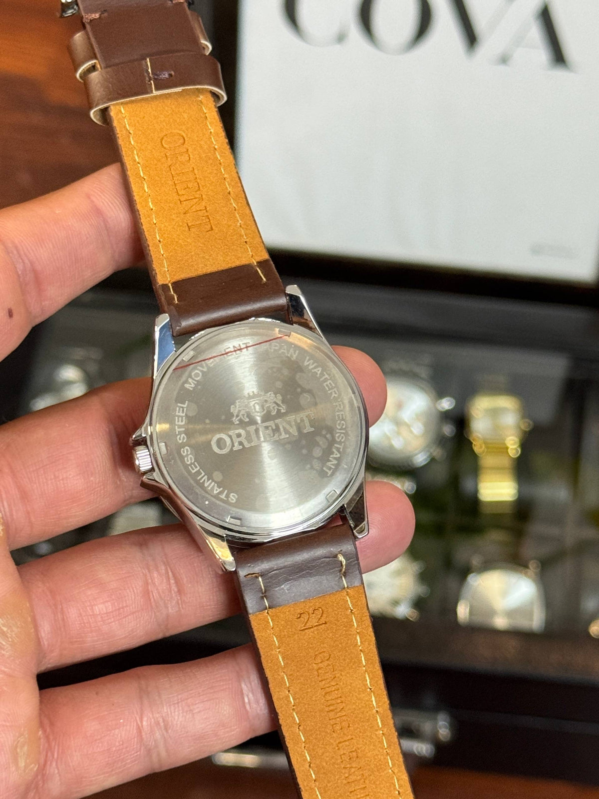 Orient Men's Diver Style Watch – Brown Sunburst Dial, Rotating Bezel, Brown Leather Strap