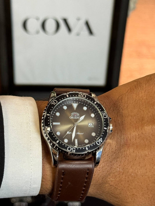Orient style men's diver watch brown sunburst dial leather strap – Cova Egypt