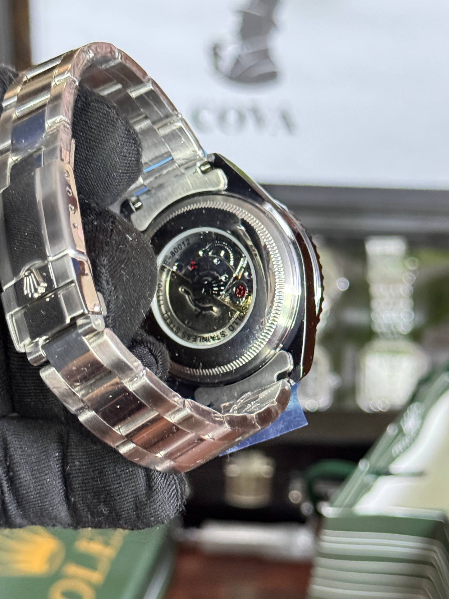 ROLEX OYSTER PERPETUAL SUBMARINER CERAMIC BEZEL WATCH GREEN WITH STAINLESS STEEL SILVER BELT ( OPEN CASE )