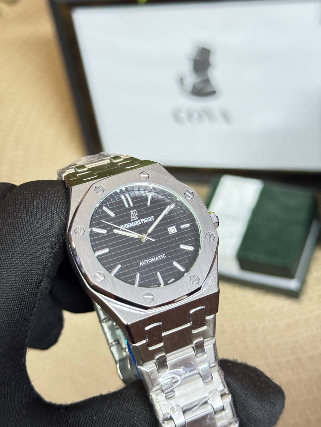 Audemars Pigue “ Royal Oak “