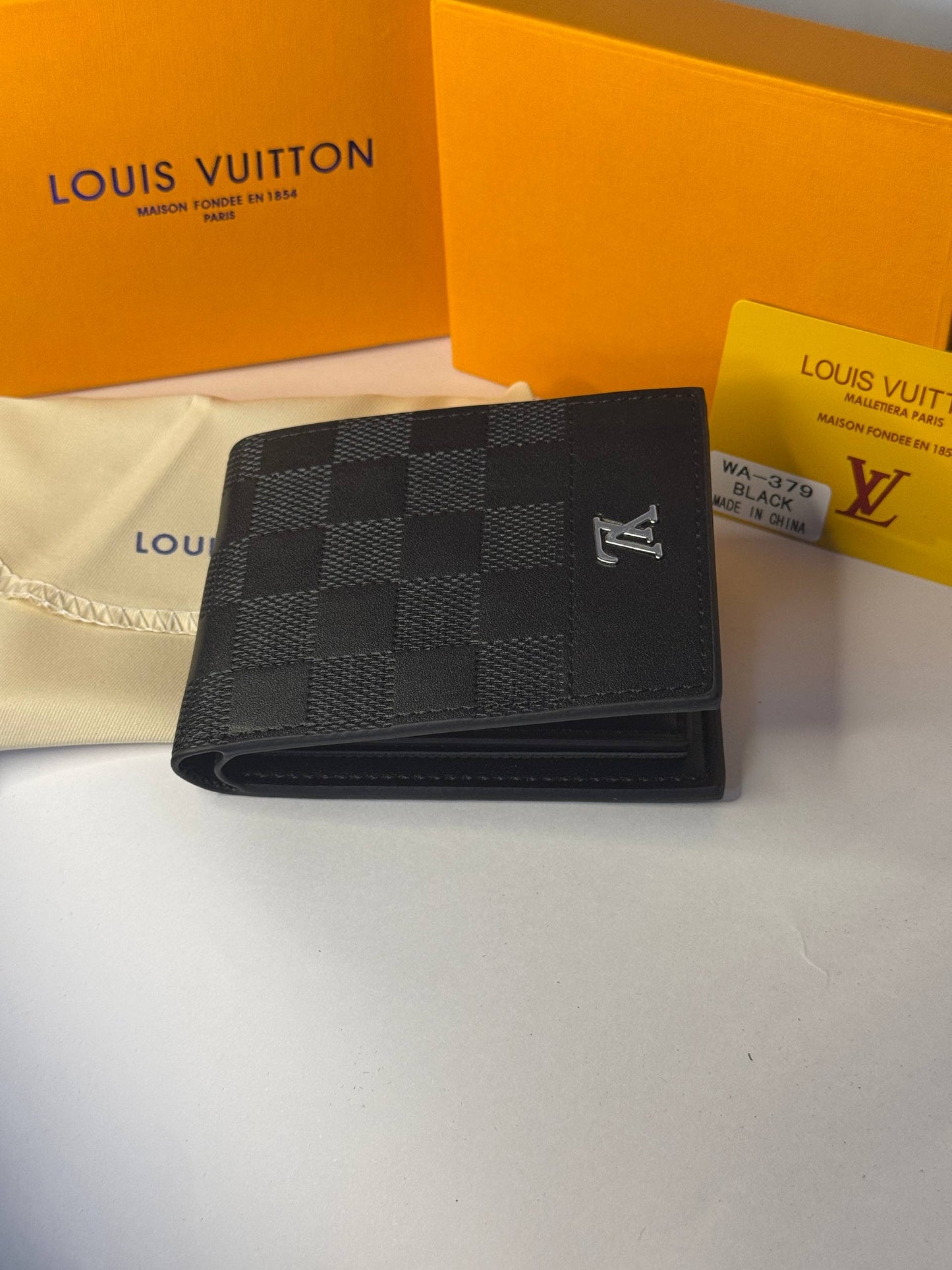 Louis Vuitton Damier Bifold Wallet for Men – Card Holder Wallet