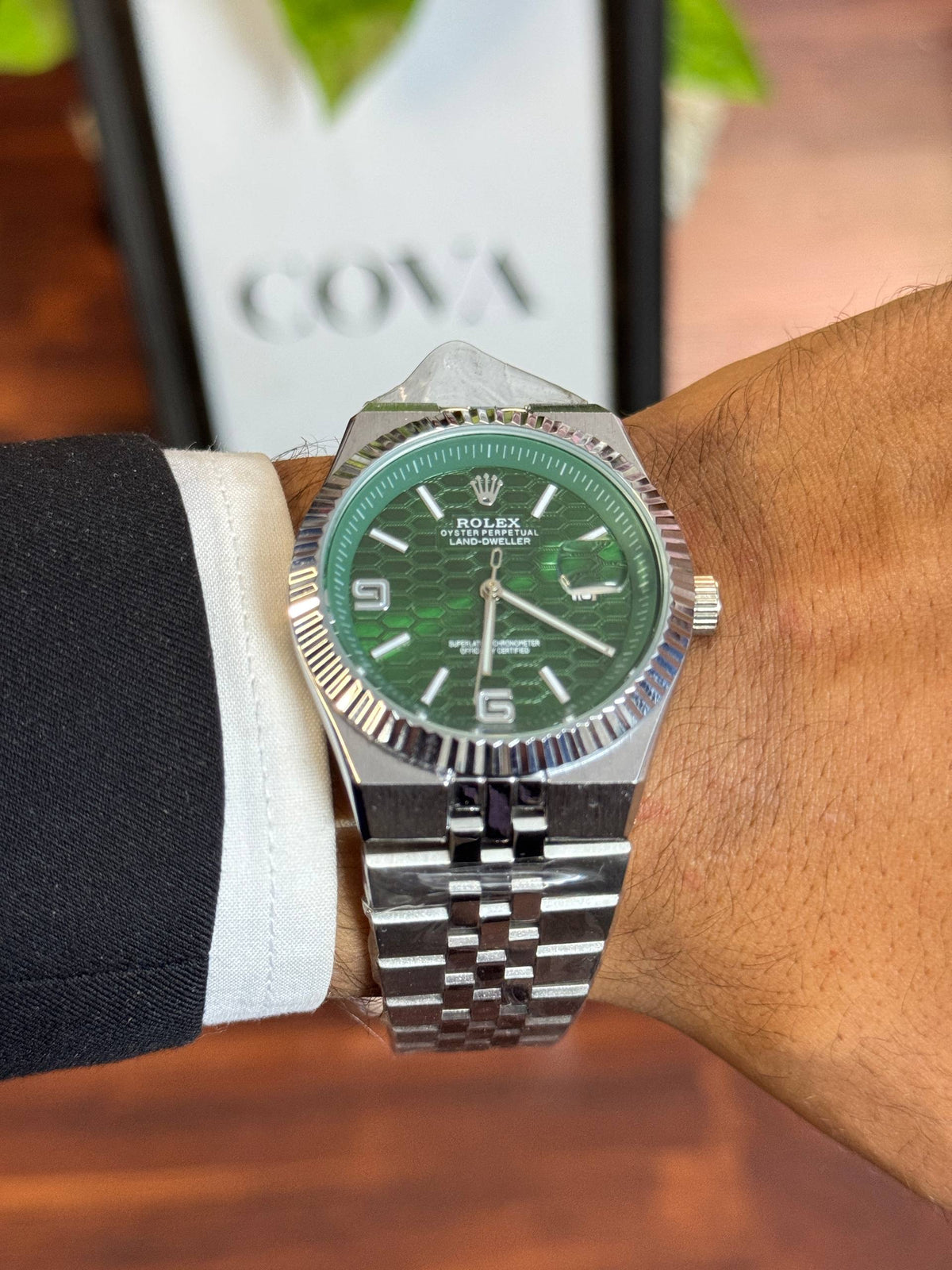 Rolex Land-Dweller Men's Watch – green  Honeycomb Dial Jubilee Bracelet