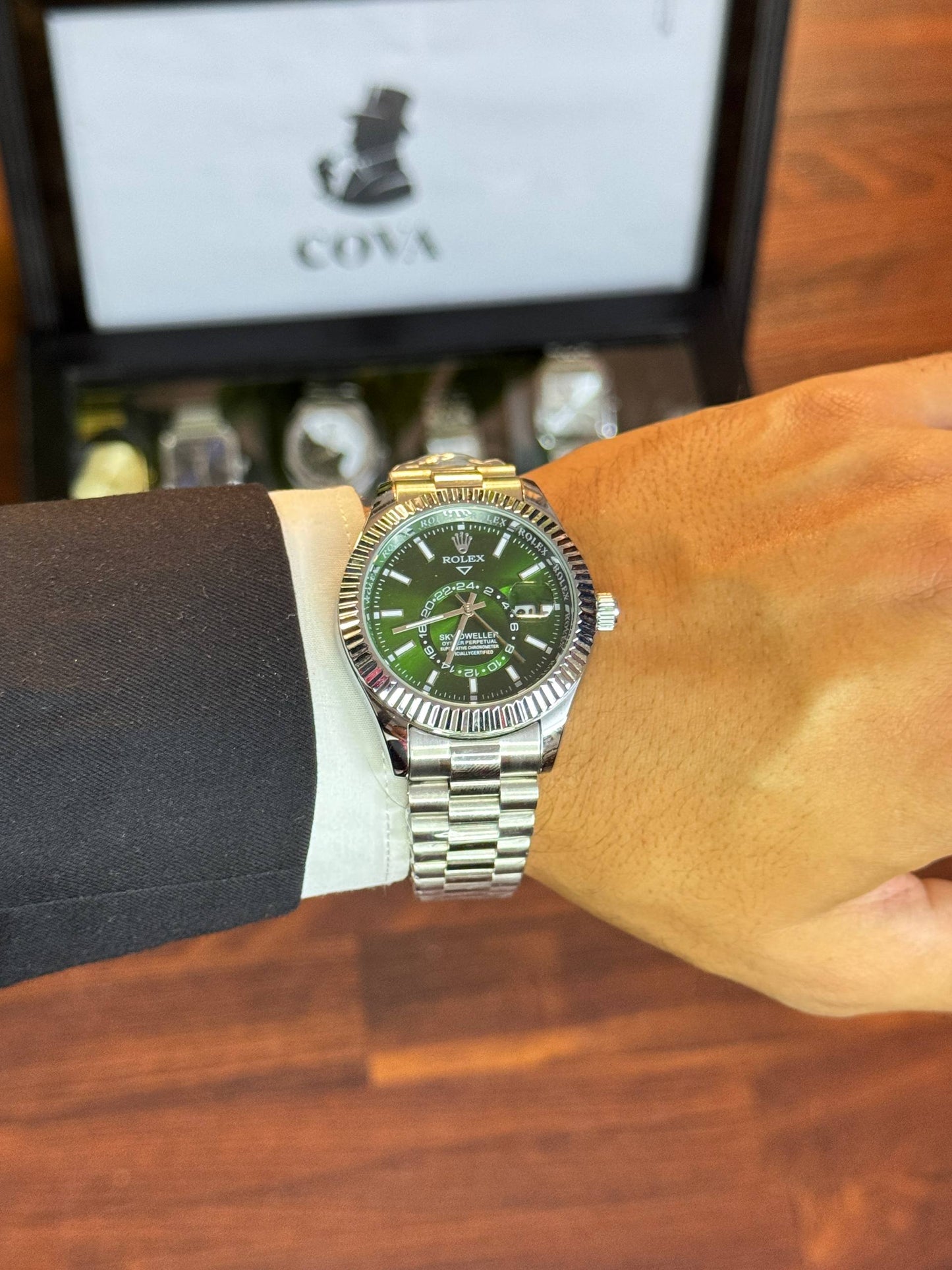 Rolex-Style Watch – Semi Automatic- Green Dial, Jubilee-Style Stainless (42mm)