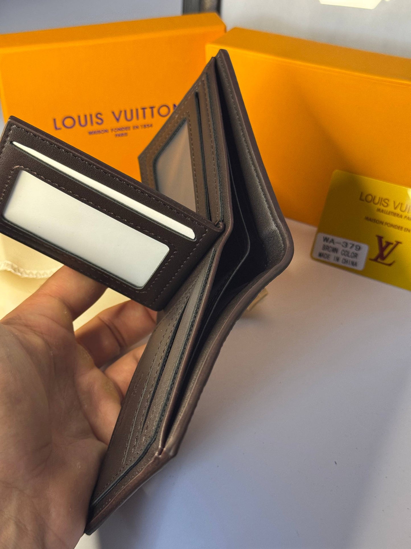 Louis Vuitton Damier Bifold Wallet for Men – Card Holder Wallet