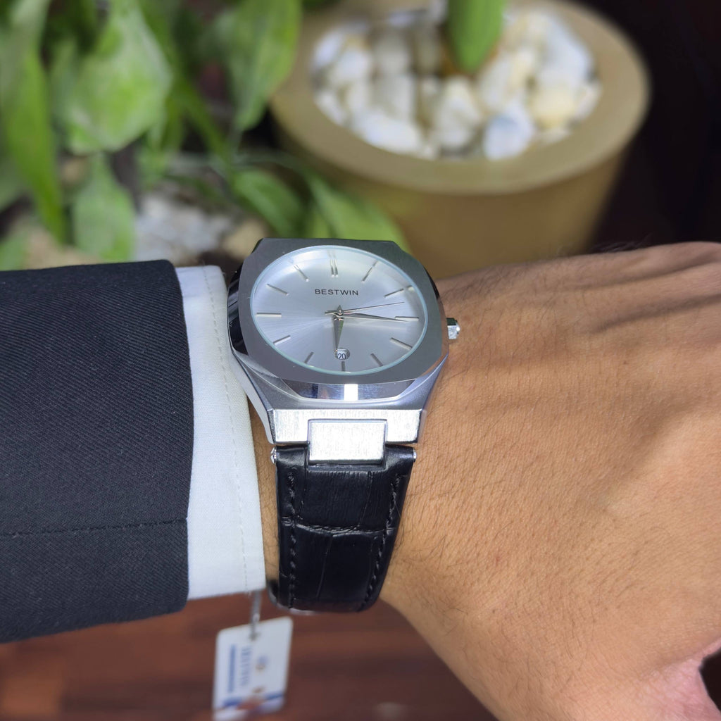 BESTWIN – Leather Strap Watch