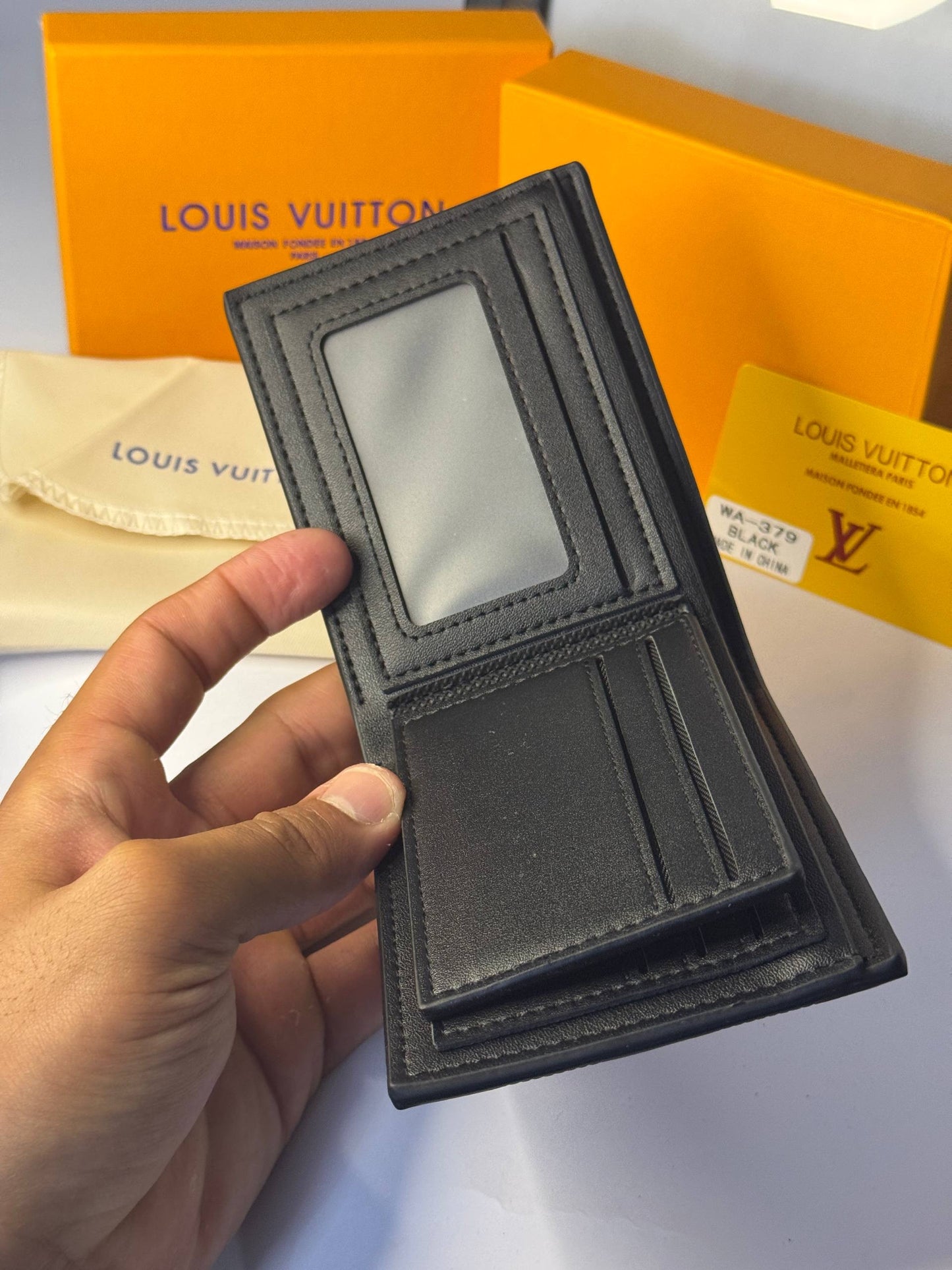 Louis Vuitton Damier Bifold Wallet for Men – Card Holder Wallet