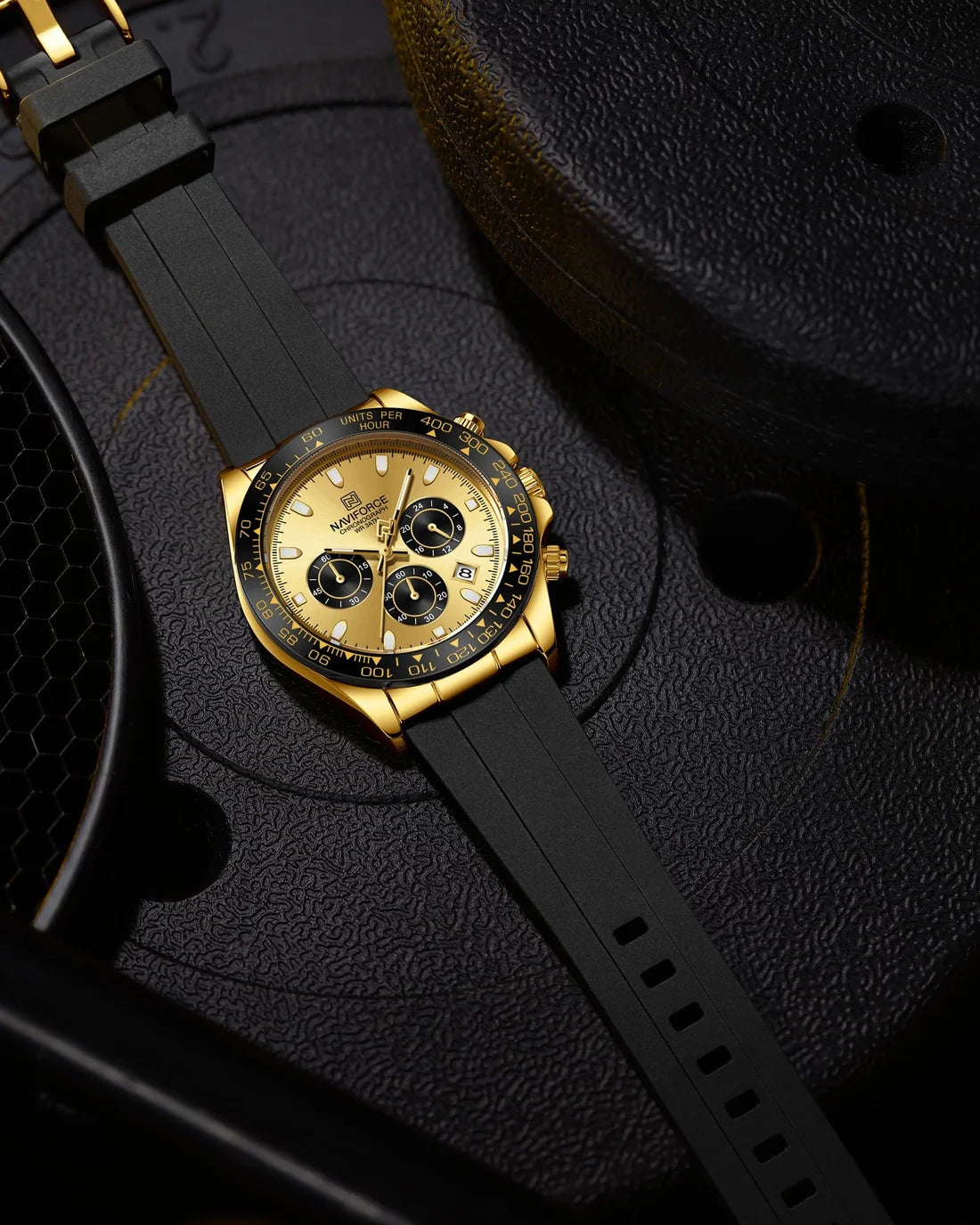 NAVIFORCE NF8054 G/G/B Men
Watch – Gold Case, Black Tachymeter Bezel, Black Silicone Strap