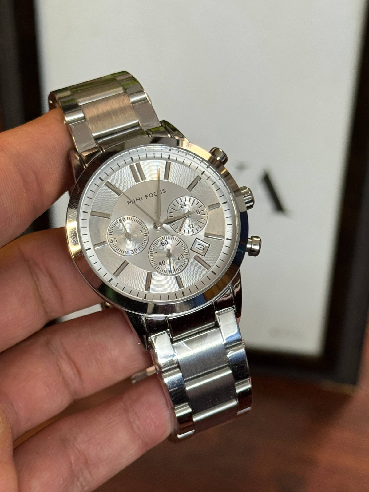 MINI FOCUS Original Men's Chronograph Watch – Silver Dial, Stainless Steel Bracelet