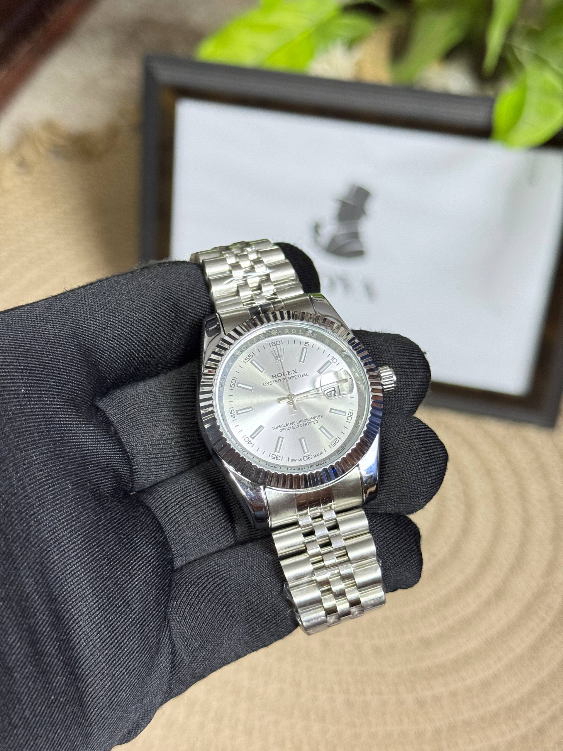 Rolex Date just White Dial 41mm, Semiautomatic Movement