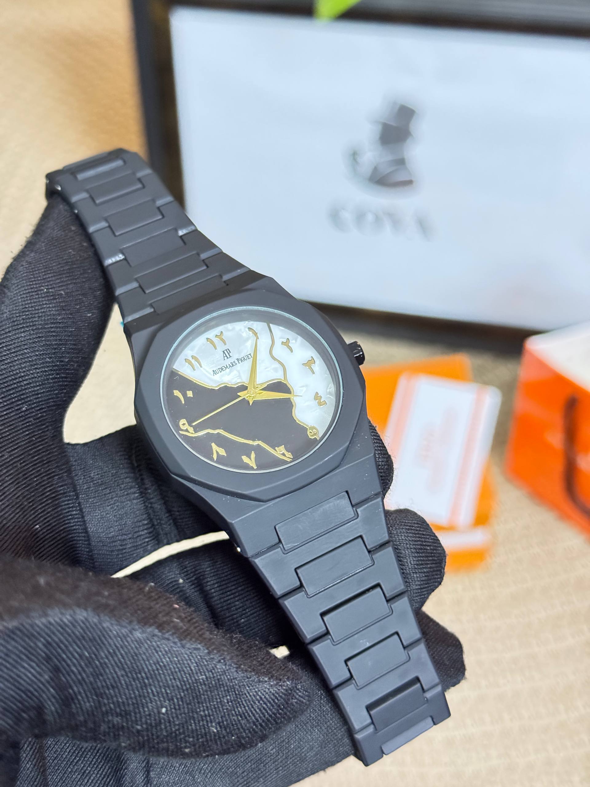 Carbon Black x Arabic Edition