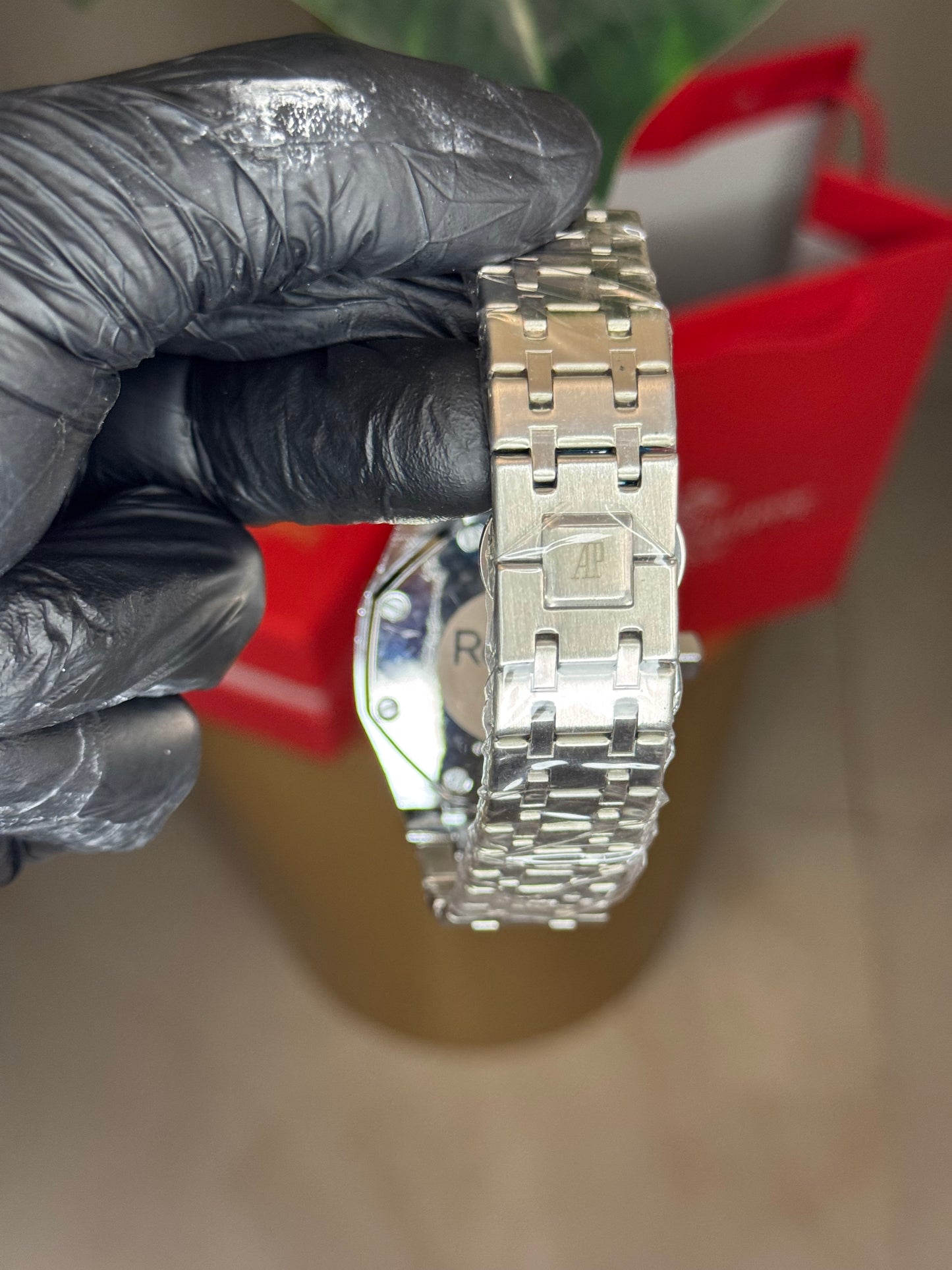 Audemars Pigue “ Royal Oak “