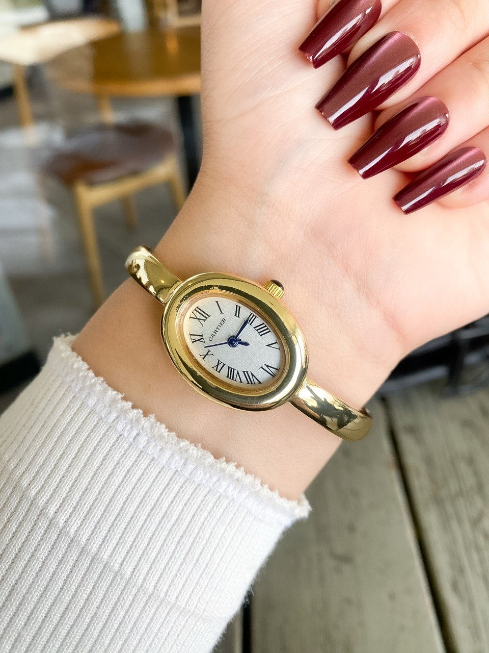 Cartier Baignoire Style Women's Watch – Gold Oval Roman Dial
