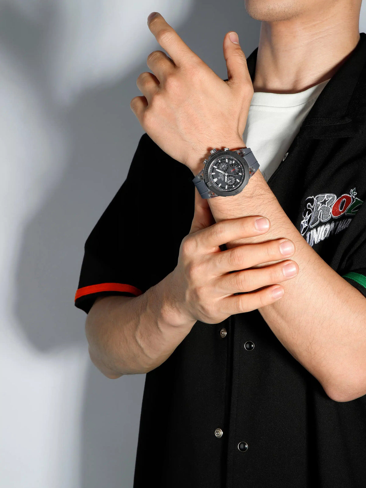 NAVIFORCE Original Men's Chronograph Watch – Grey Dial, Transparent Grey Case, Grey Silicone Strap