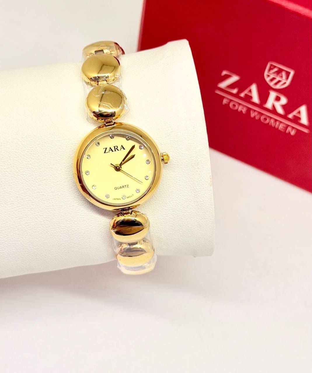 Zara Women's Watch – Gold Dial Gold Pebble Bracelet
